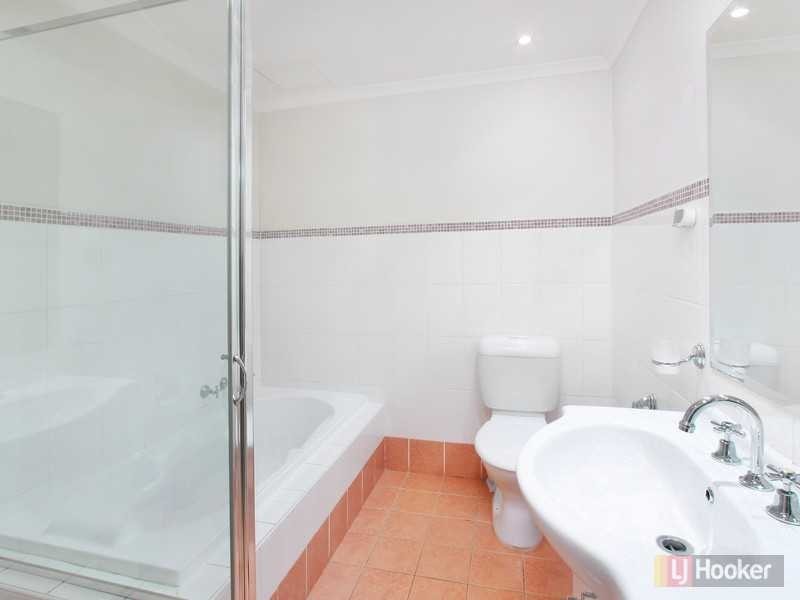 15/21-29 Third Ave, Blacktown NSW 2148