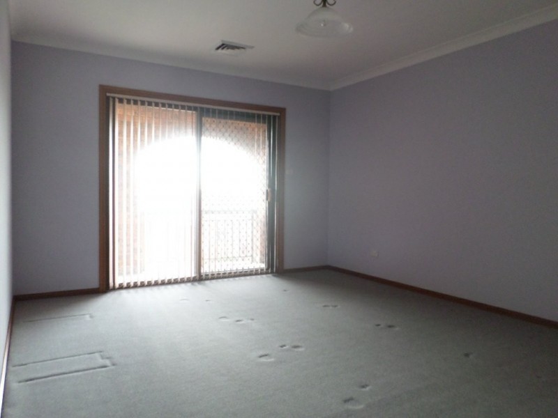 26 Poinciana Parade, Greystanes NSW 2145