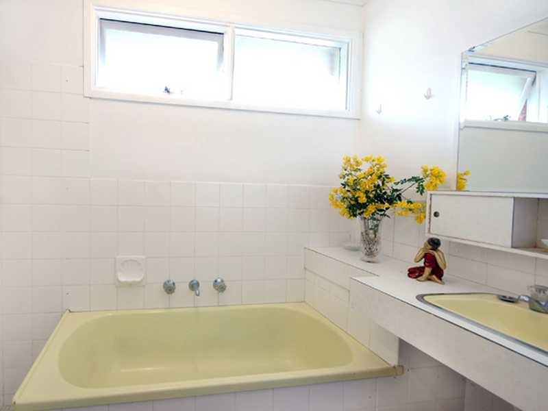 23 Benaud St, Greystanes NSW 2145