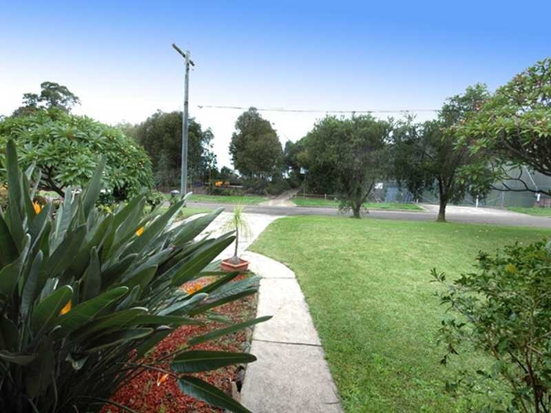 23 Benaud St, Greystanes NSW 2145