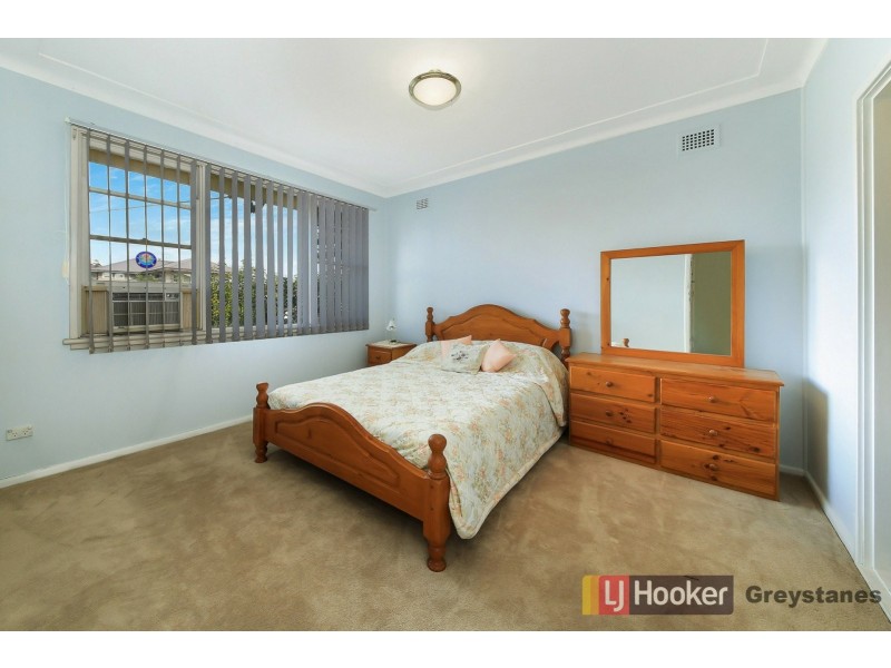 8 Hector Street, Greystanes NSW 2145