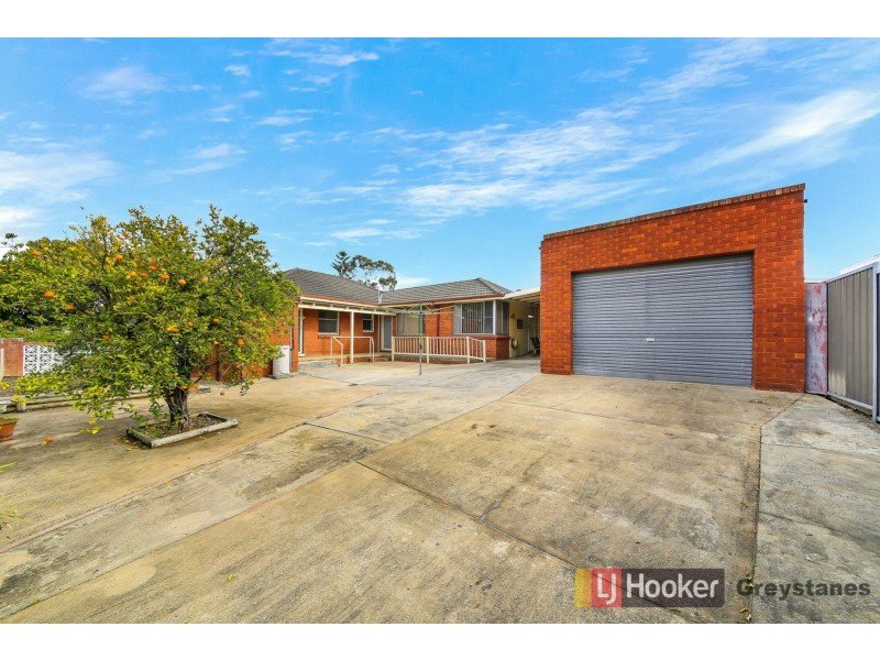 8 Hector Street, Greystanes NSW 2145