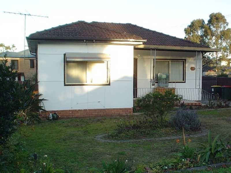 180 Cornelia Rd, Toongabbie NSW 2146
