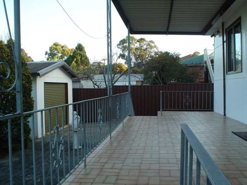 180 Cornelia Rd, Toongabbie NSW 2146