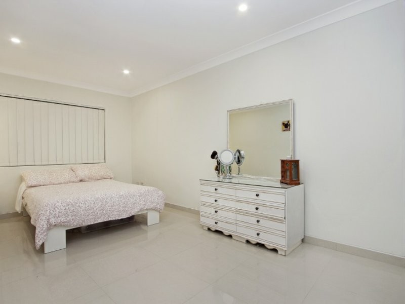 Unit 1/78-80 Barbara Boulevard, Seven Hills NSW 2147