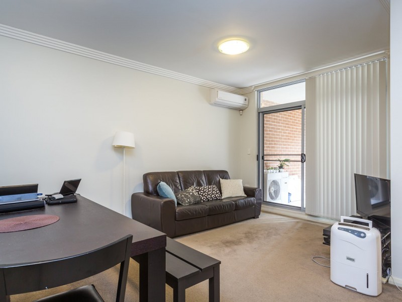 2/427-429 Guildford Road, Guildford NSW 2161