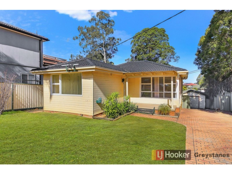 25 Pambula Crescent, Woodpark NSW 2164