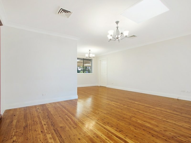 31 Grevillea Crescent, Greystanes NSW 2145