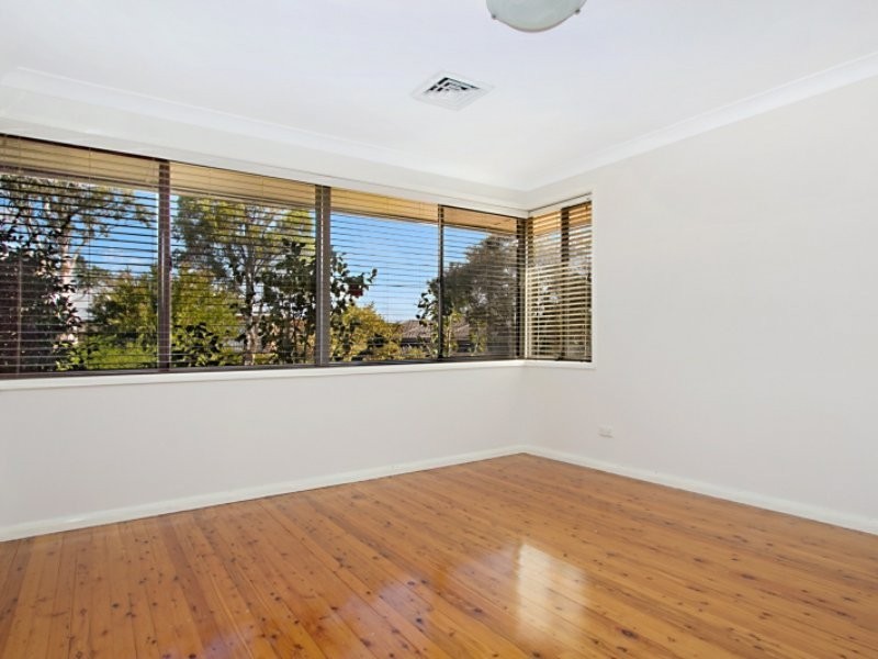 31 Grevillea Crescent, Greystanes NSW 2145