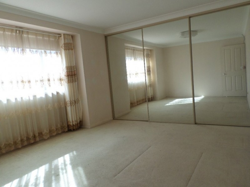 4 Esther Street, Greystanes NSW 2145