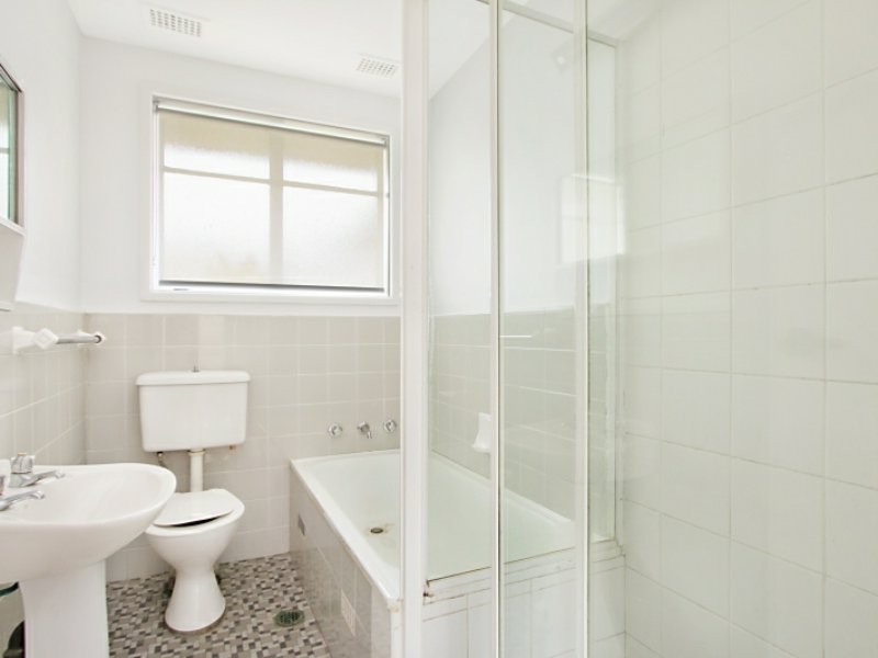 12 Carolyn Street, Greystanes NSW 2145