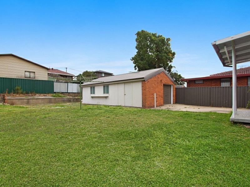 12 Carolyn Street, Greystanes NSW 2145