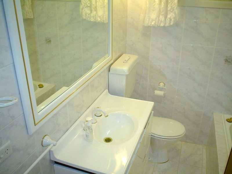 107 Lance Cres, Greystanes NSW 2145