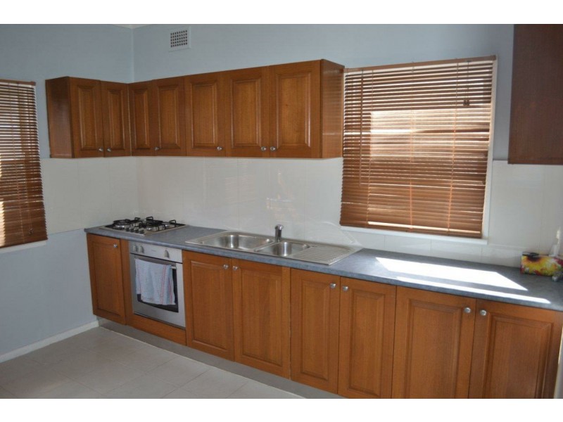 2 Sandra Street, Woodpark NSW 2164