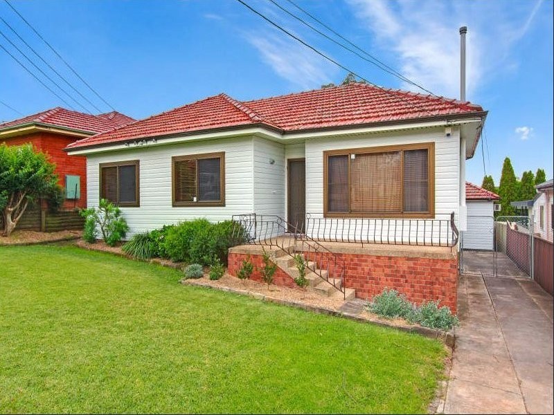 27 Craig Street, Blacktown NSW 2148