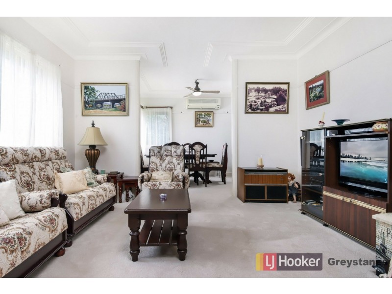 154 Smith Street, Pendle Hill NSW 2145