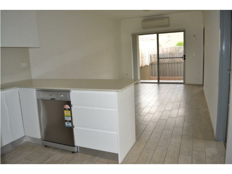 6/93 Sherwood Road, Merrylands NSW 2160