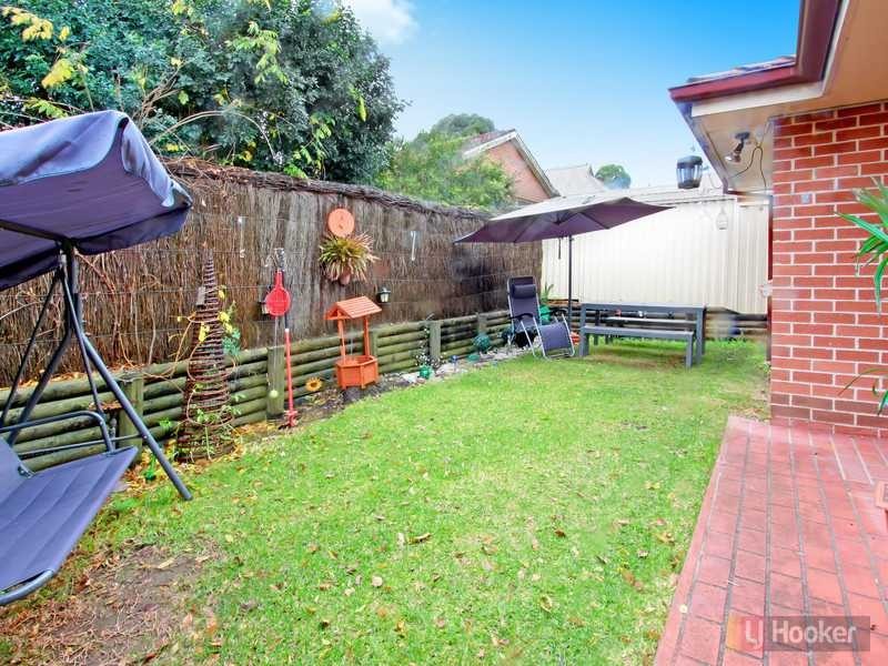 2/8 Byron Rd, Guildford NSW 2161