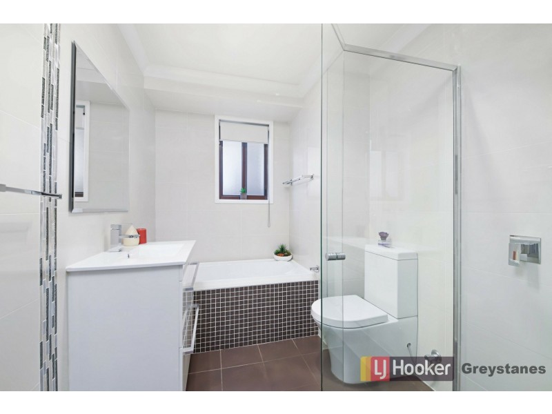 6 Brampton Place, Greystanes NSW 2145