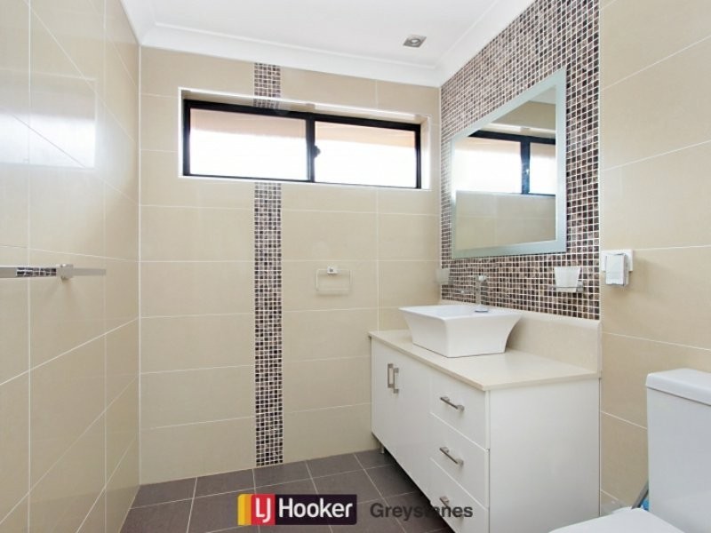 803 Merrylands Road, Greystanes NSW 2145