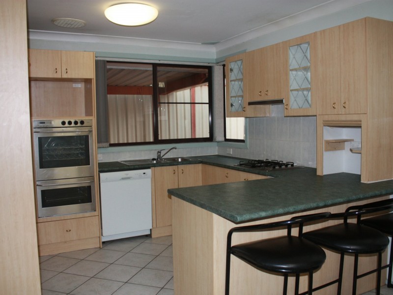 8 Columbia Road, Seven Hills NSW 2147