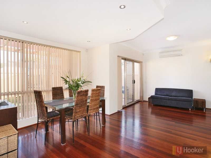 129 Ringrose Ave, Greystanes NSW 2145