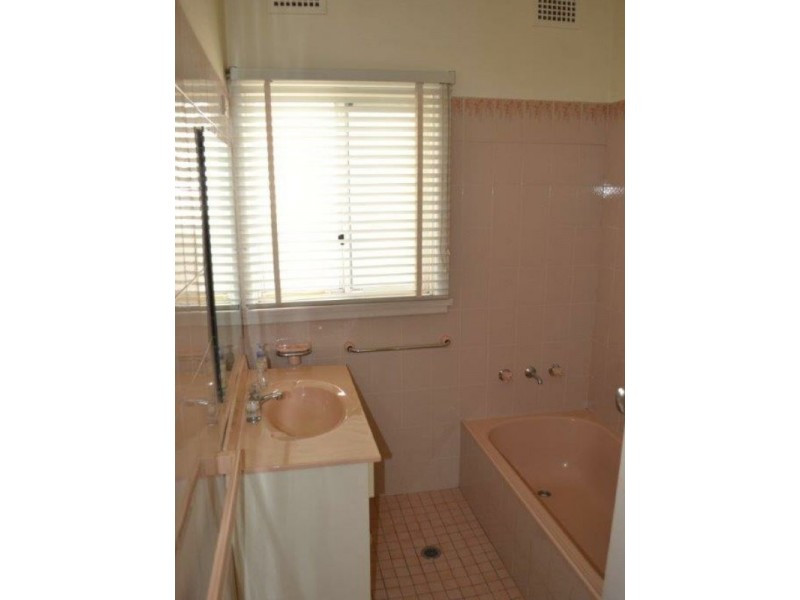 14 Lucy Street, Merrylands NSW 2160