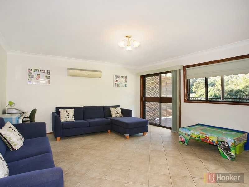 11 Munro St, Greystanes NSW 2145