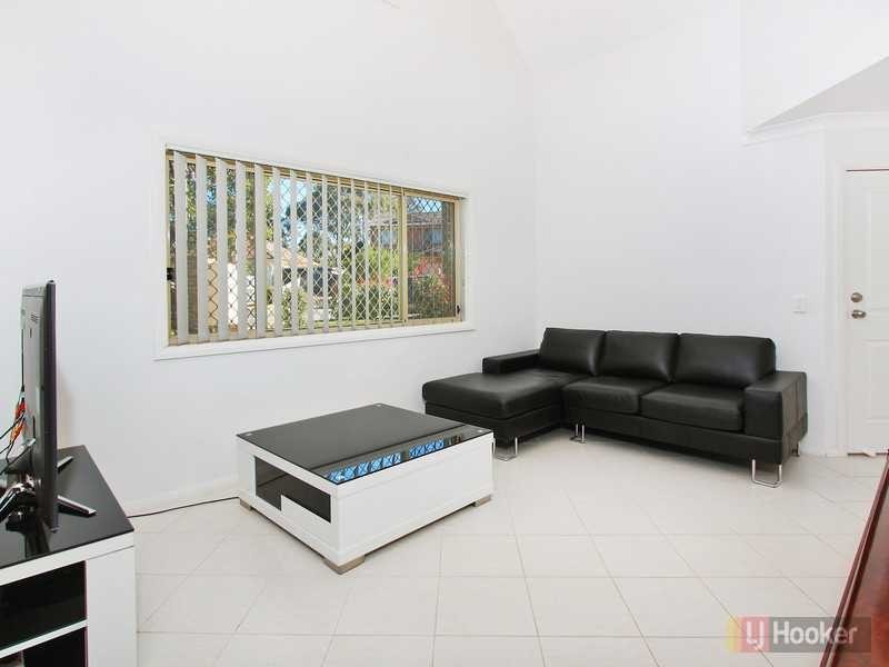 2/173-175 Targo Road, Girraween NSW 2145