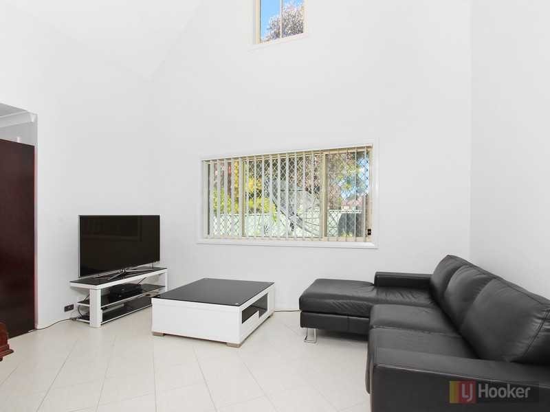 2/173-175 Targo Road, Girraween NSW 2145