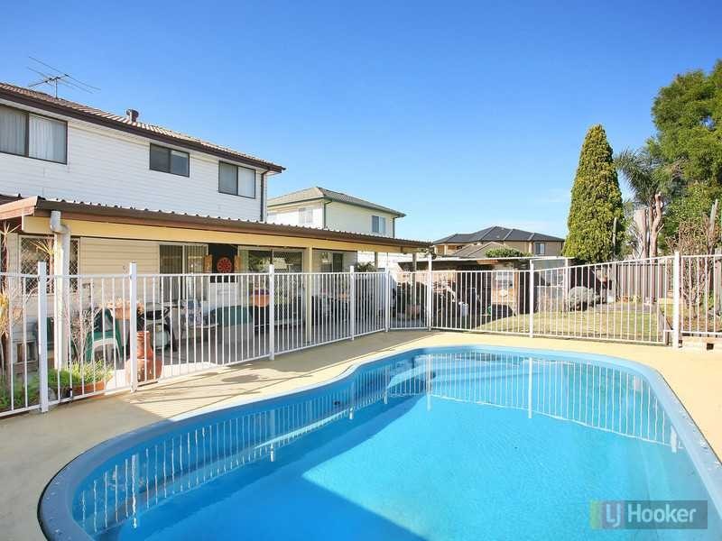 122 Darling St, Greystanes NSW 2145