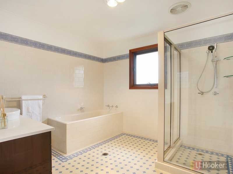 25 Darmenia Ave, Greystanes NSW 2145