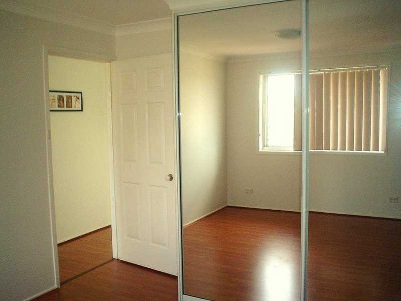 2/51 Chelmsford Rd, South Wentworthville NSW 2145