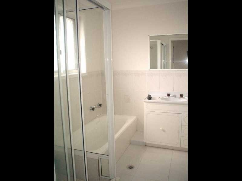 2/51 Chelmsford Rd, South Wentworthville NSW 2145