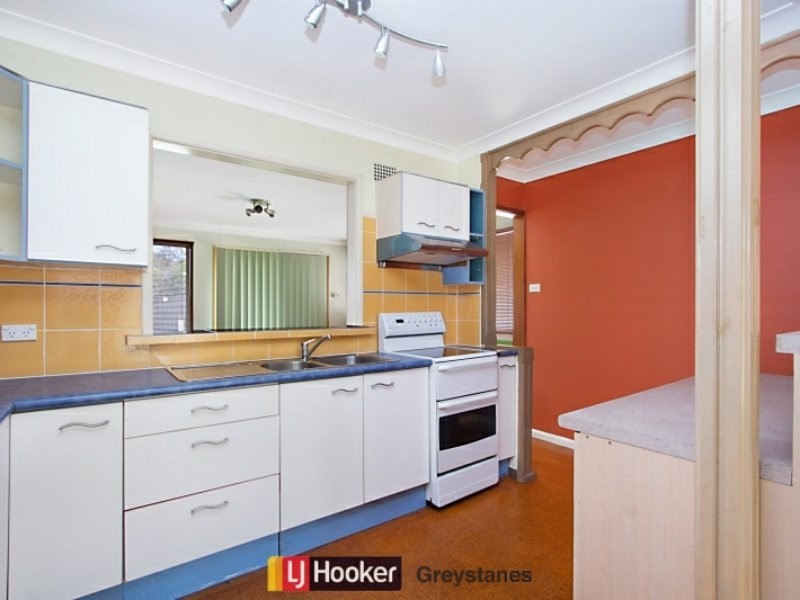 32 Gardenia Parade, Greystanes NSW 2145