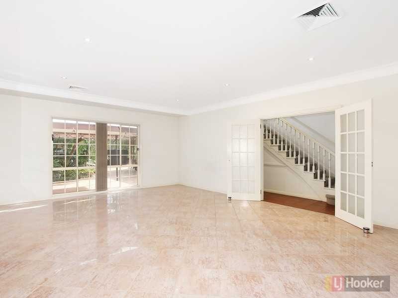 84 Beechwood Ave, Greystanes NSW 2145