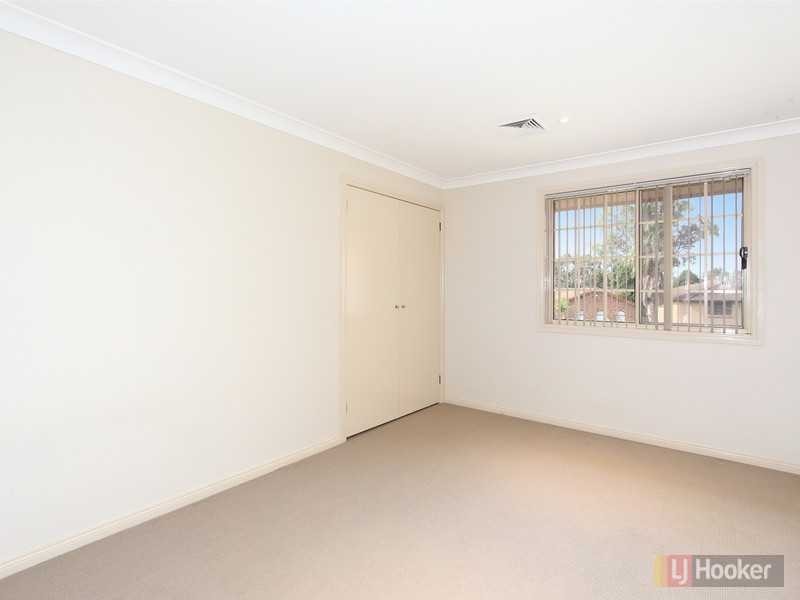 84 Beechwood Ave, Greystanes NSW 2145