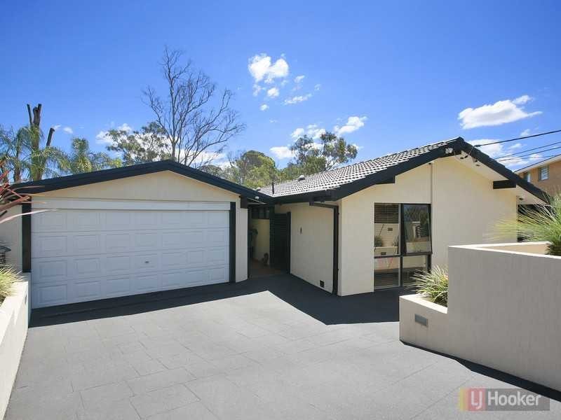 4 Hoad Pl, Greystanes NSW 2145