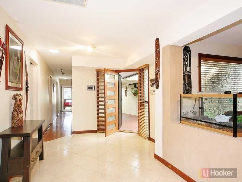 4 Hoad Pl, Greystanes NSW 2145