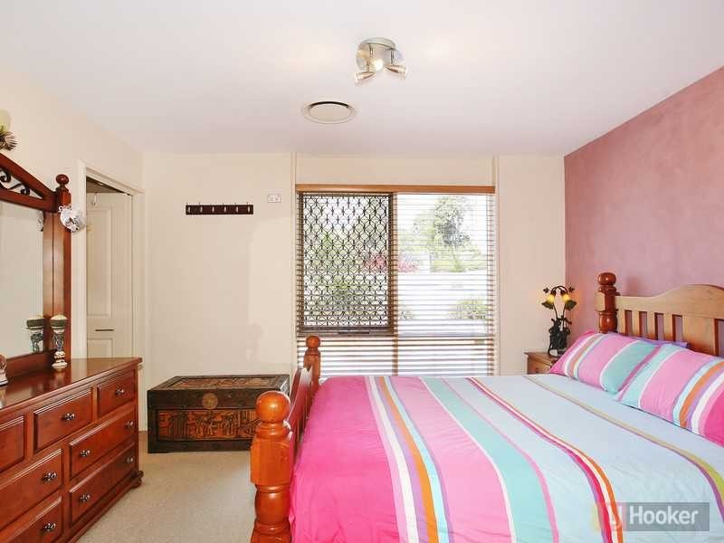 4 Hoad Pl, Greystanes NSW 2145
