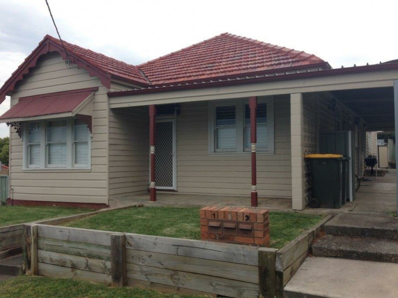 2/11 Franklin Street, Mays Hill NSW 2145