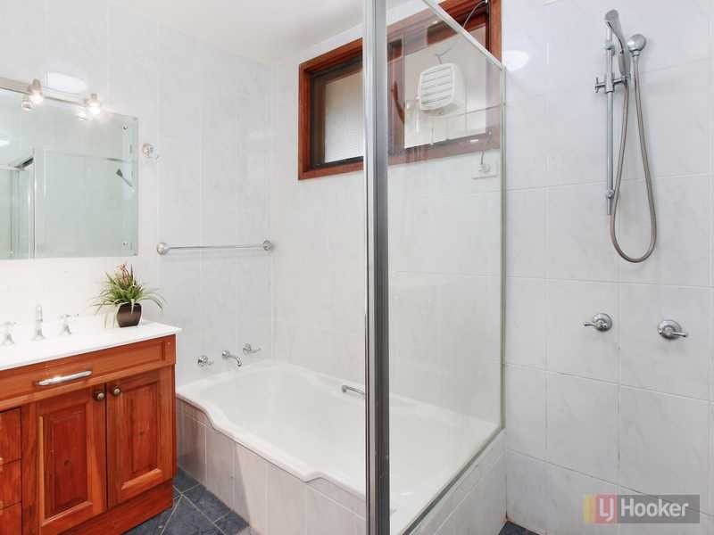 56 Gipps Rd, Greystanes NSW 2145