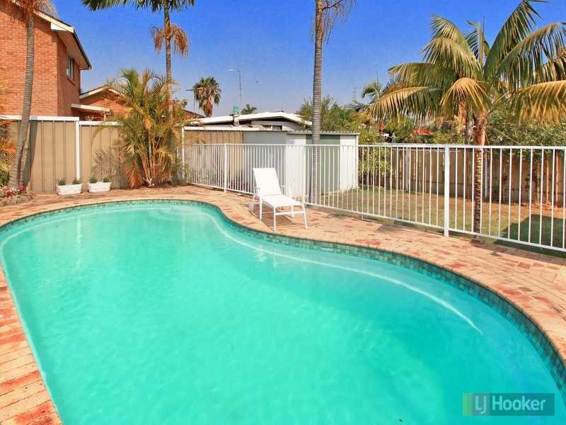 56 Gipps Rd, Greystanes NSW 2145