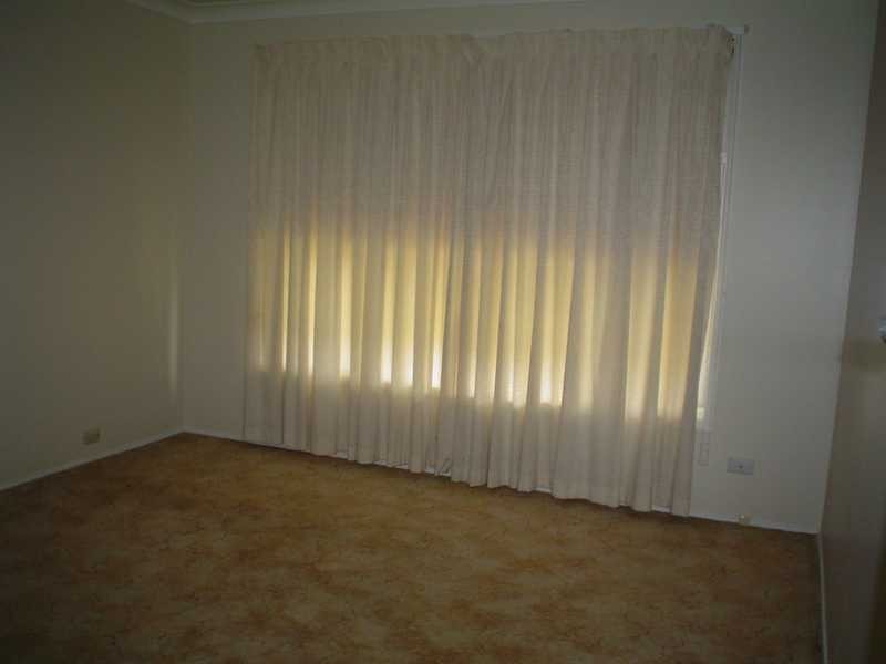 44 Azalea Street, Greystanes NSW 2145