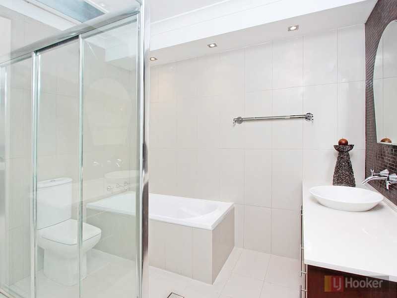 17 Gipps Rd, Greystanes NSW 2145