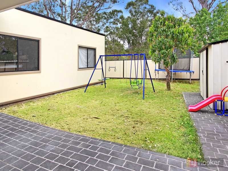 17 Gipps Rd, Greystanes NSW 2145