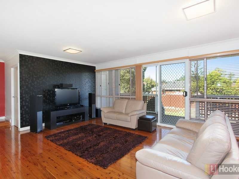 18 Adler Pde, Greystanes NSW 2145