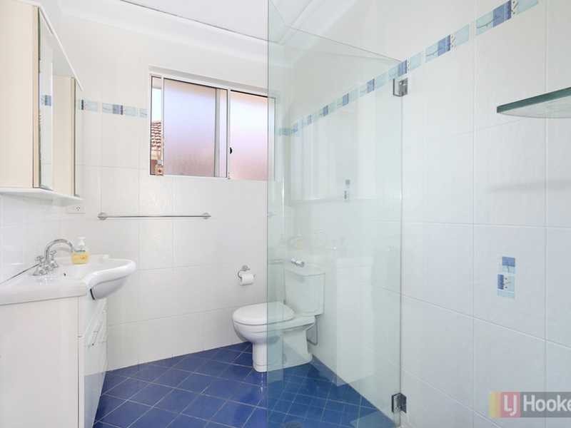 18 Adler Pde, Greystanes NSW 2145