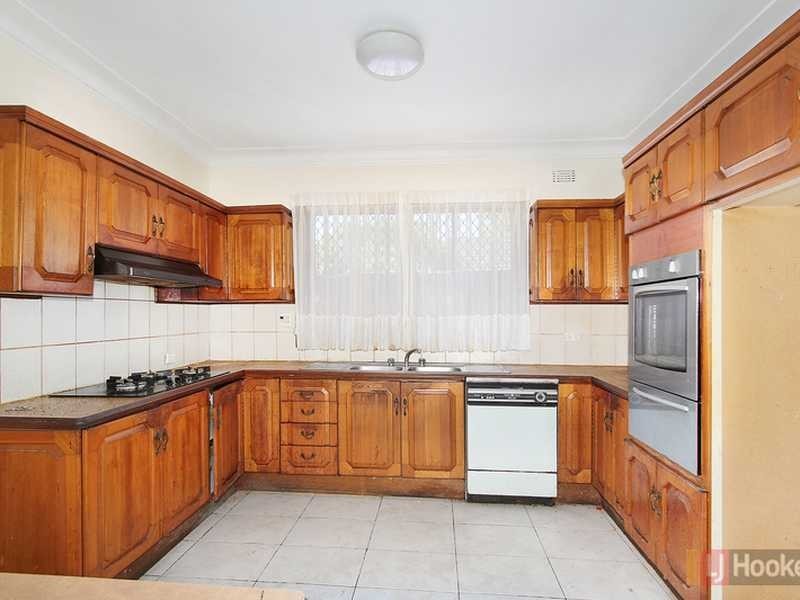 25 Gerald St, Greystanes NSW 2145