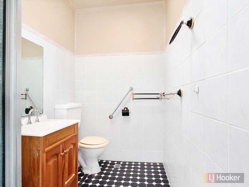 40 Baker Street, Merrylands NSW 2160